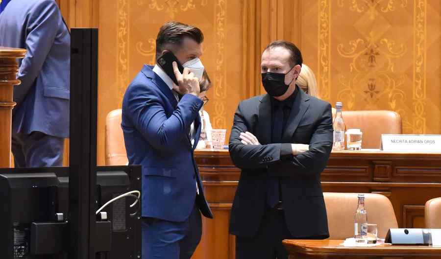 Negocieri cu „parlamentari responsabili”