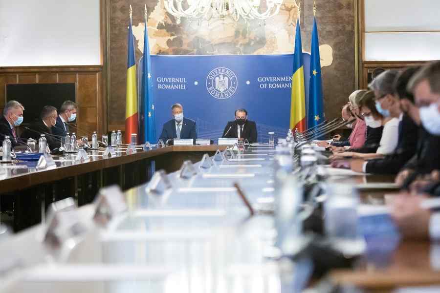 Ciolacu o dă pe fotbal: „Ce treabă avem noi, mă, cu antrenonul vostru?”