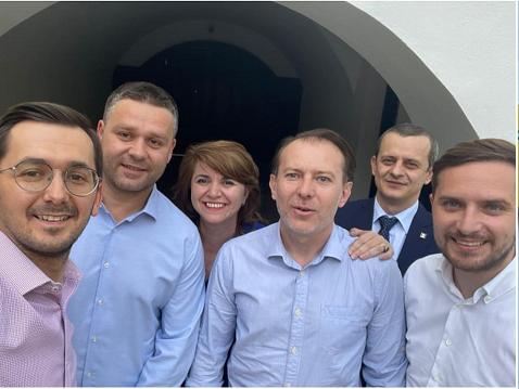 Fenechiu – Cum mai înclină balanța în PNL