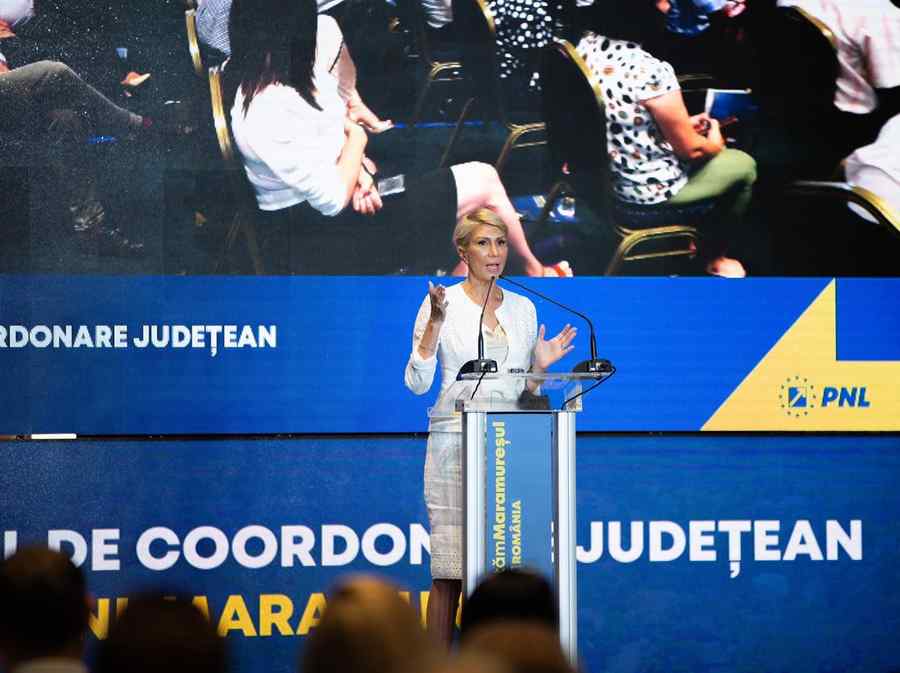 Turcan s-a făcut iar de râs: I-a urat „La mulţi ani!” decedatului