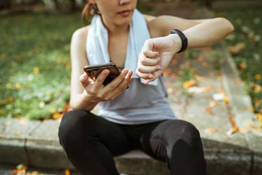 Iată care sunt beneficiile unei brățări de fitness