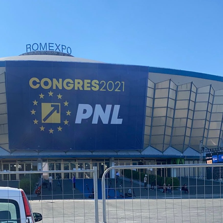 Prostia și Slugarnicia, împreună la congres