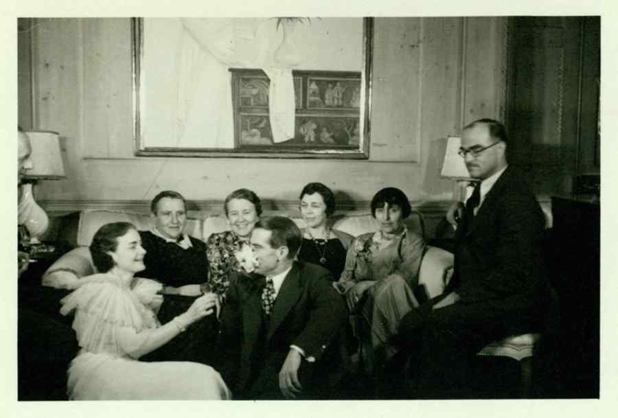 Bobolina a pus ochii pe liberali și pe socialiști-SF politic