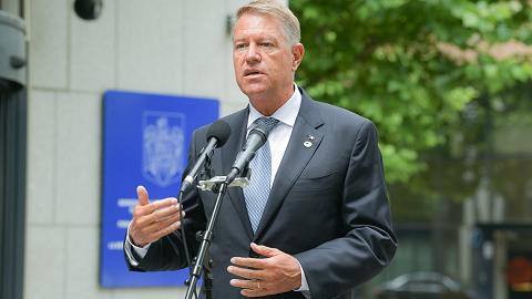 (VIDEO) Aroganţa lui Iohannis înainte de valul 4