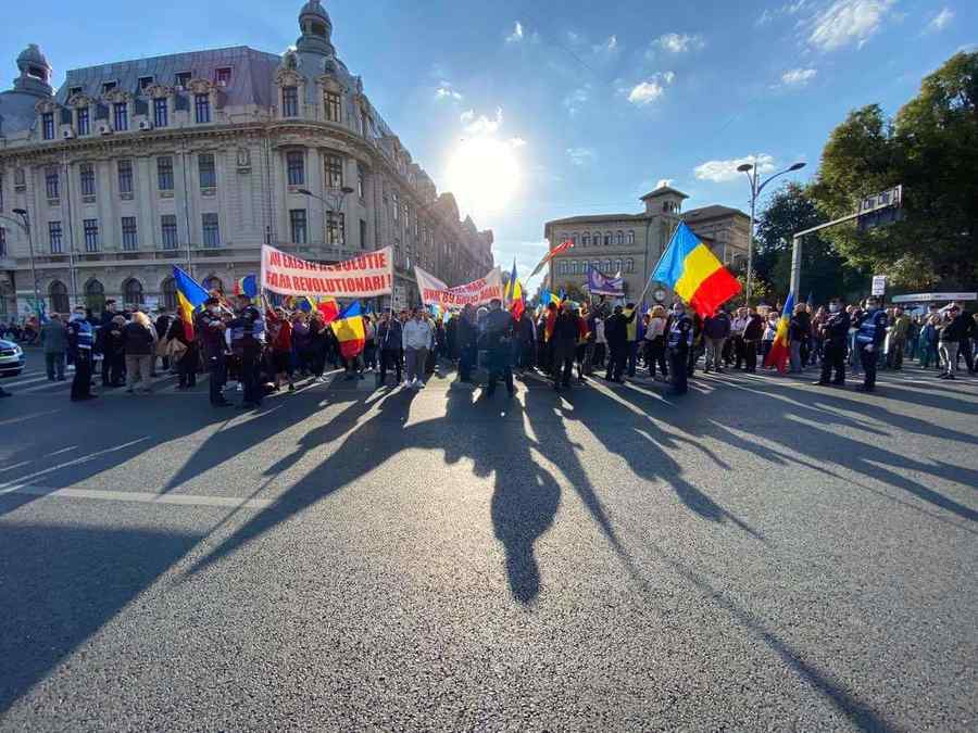 Proteste față de restricții și certificatul verde