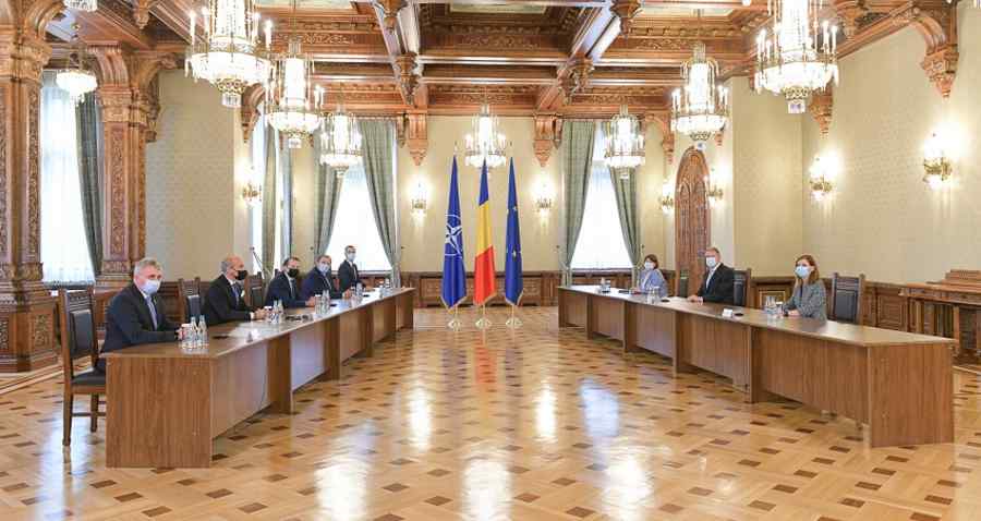 Refacerea coaliţiei la lovituri de la 11 metri