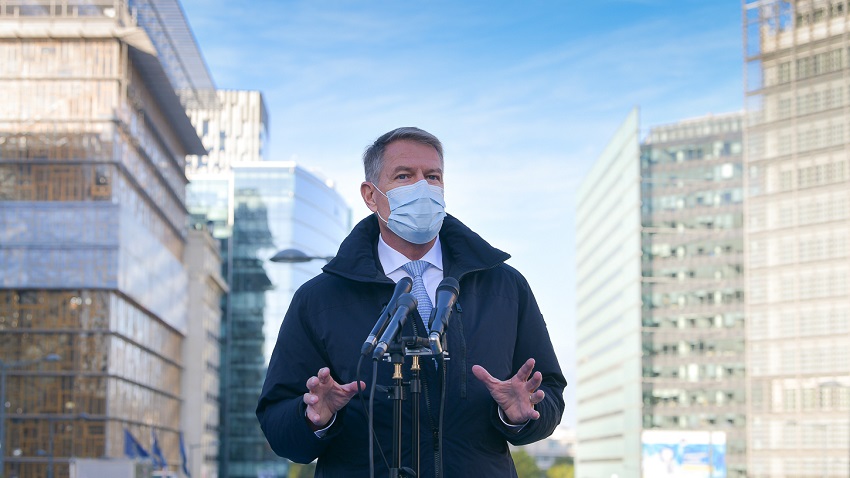 Iohannis la Bruxelles: Acasă situația este foarte complicată