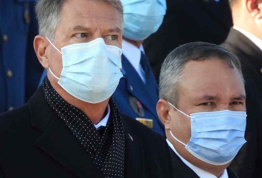 Nici că se putea un camuflaj mai bun pentru prostocrația actuală!