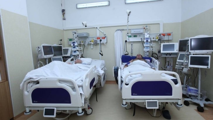 Sănătatea e bolnavă! Din 24 de medici de gardă au rămas doar 3