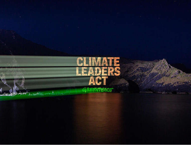 Greenpeace, reacție la Iohannis: Suntem în aer!