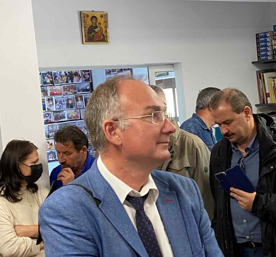 Sorin Iftimi-Gândurile unui prieten de departe