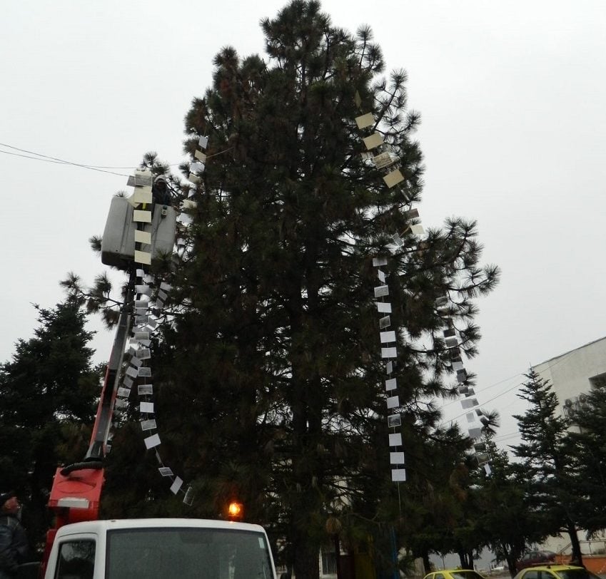 Spațiu stradal transformat într-o galerie neconvențională