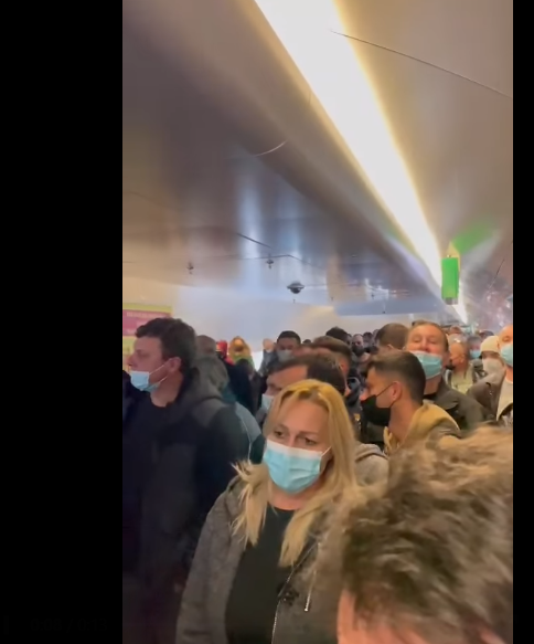 Aeroportul Otopeni: Nervii cetățenilor și nervi politici