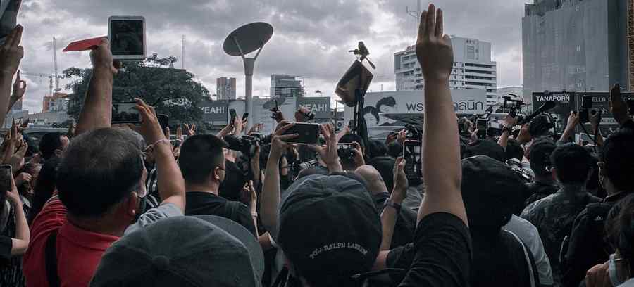 O, ce veste minunată!
