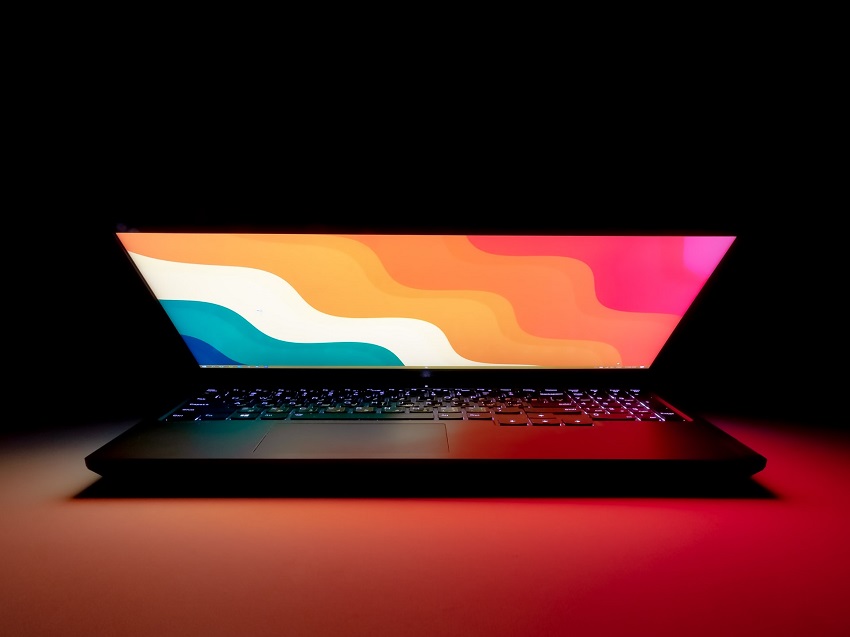 Două lucruri la care să vă gândiți înainte să cumpărați un laptop de gaming