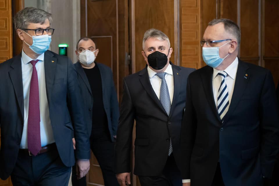 Bode „a mințit ca un pungaș ordinar”