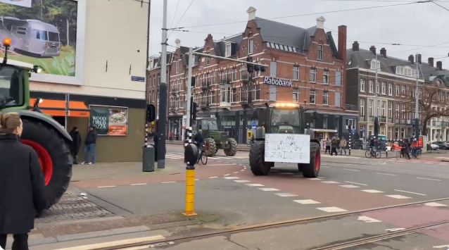 (VIDEO) Imagini de la protestul din Olanda