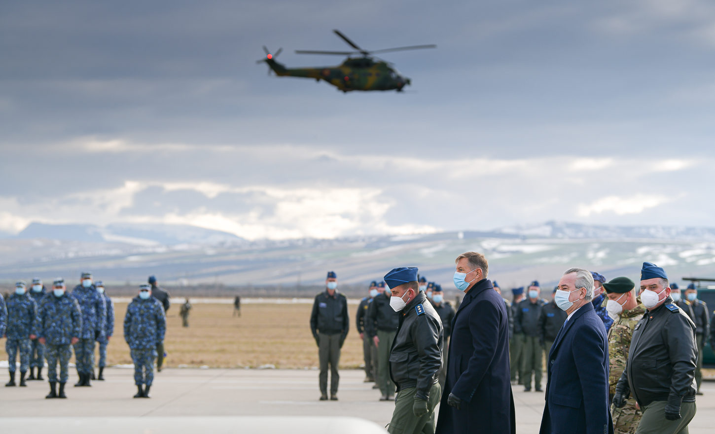 Dâncu, infectat cu COVID-19. Intră președintele în izolare?