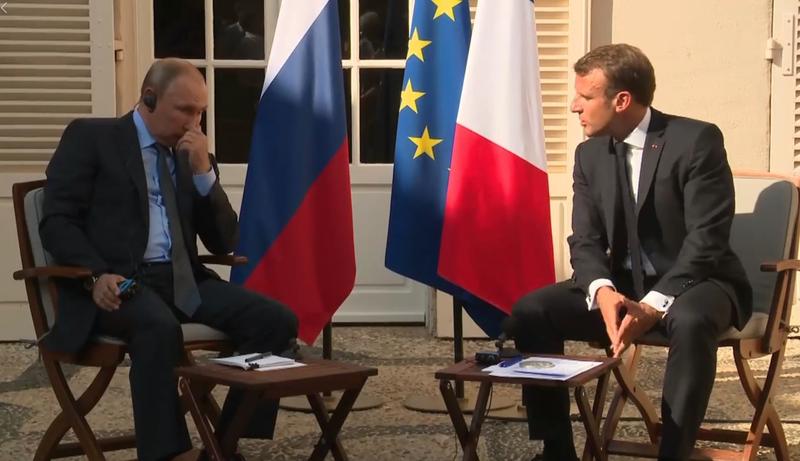 Cocoșul, pajura și vulturul față cu ursul și dragonul, în Anul tigrului