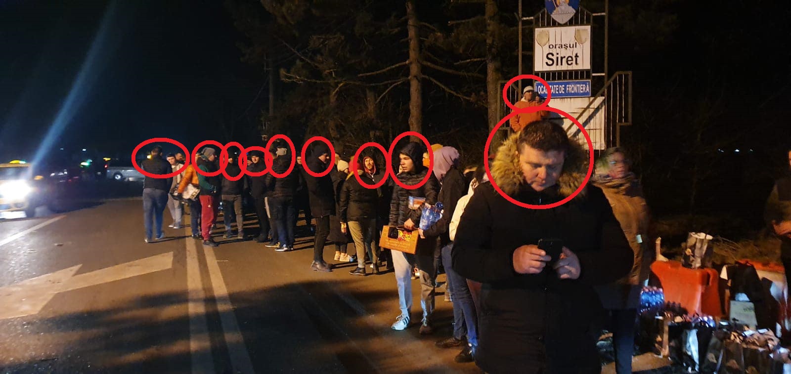 Sute de ucraineni refuză să-și apere țara și fug în Occident