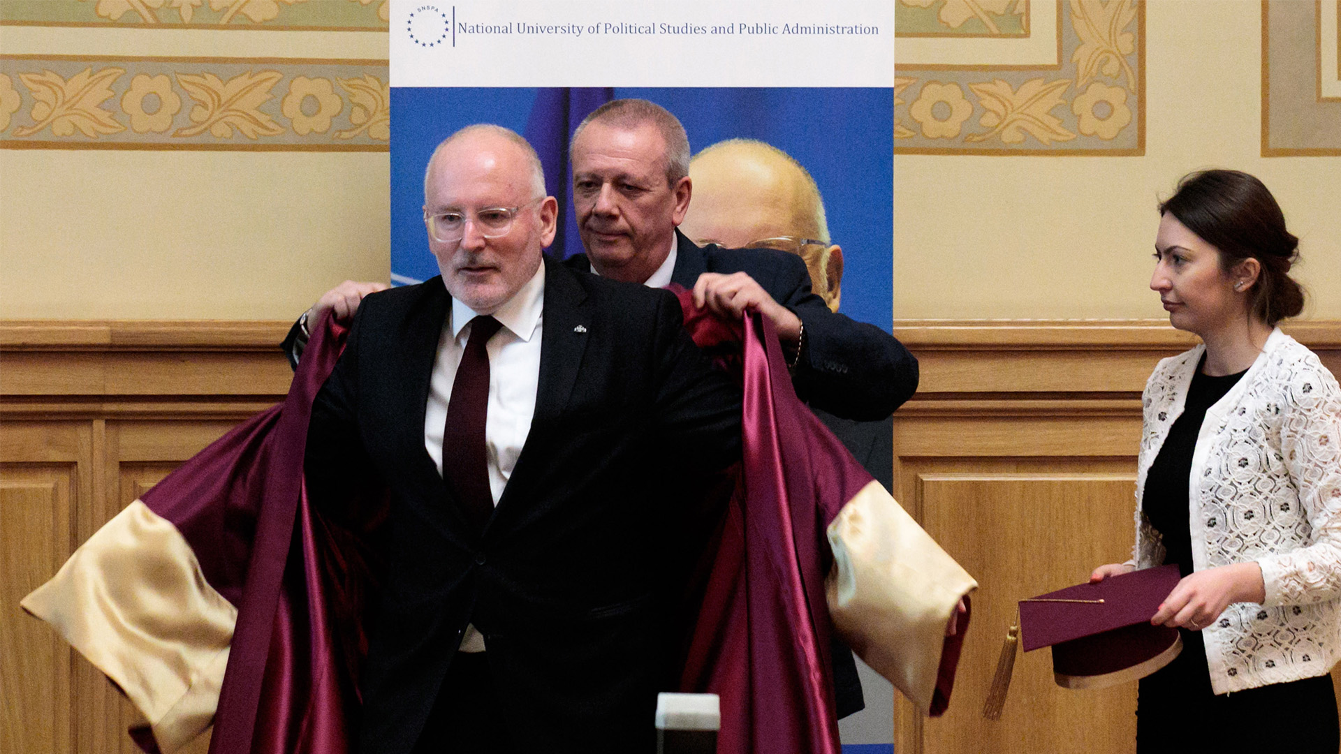 Corupție la Bruxelles. Bani pe șest pentru voturi la vedere