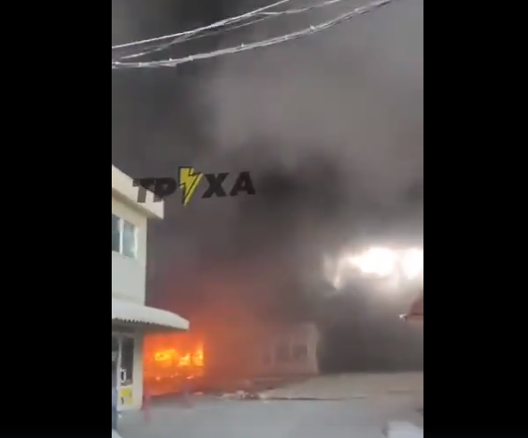(VIDEO) Piață uriașă, în flăcări