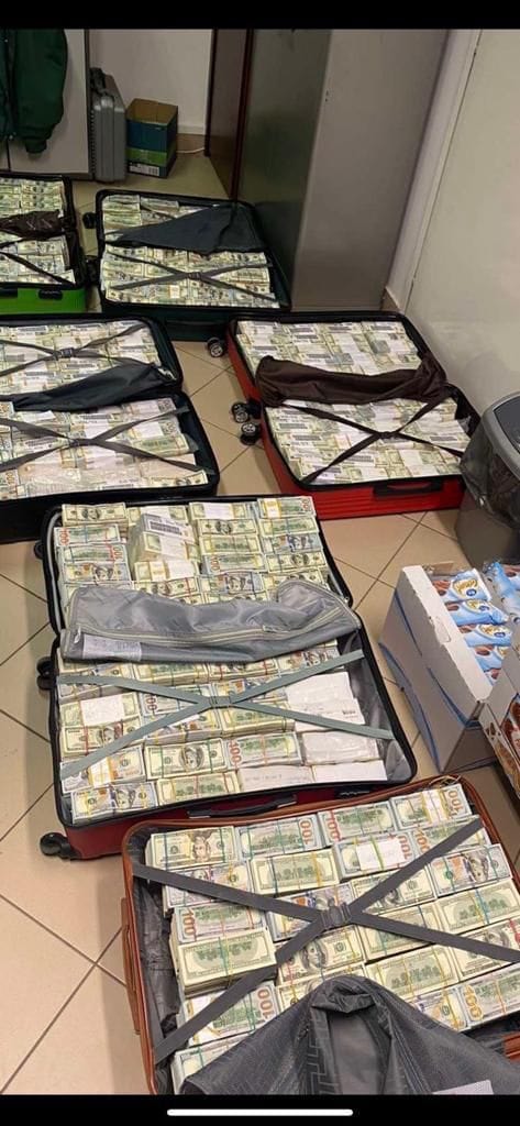 Prejudiciu de 49 de mil de lei la o Casă de Ajutor Reciproc