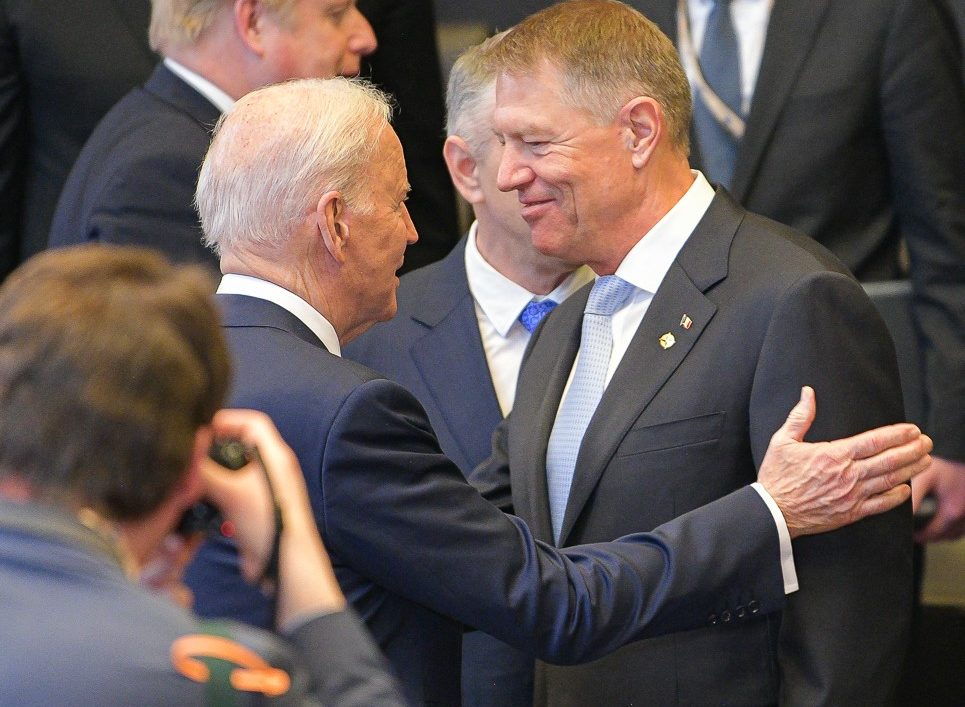 Klaus Iohannis, mesaj de felicitare pentru americani