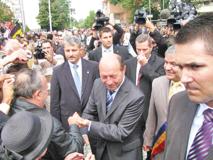 T. Băsescu începe să simtă urmările deciziei ICCJ