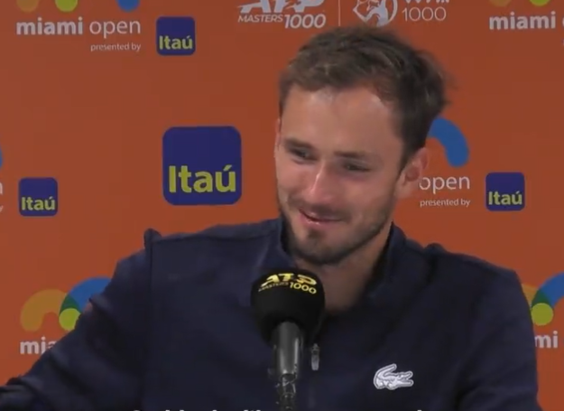 (VIDEO) Medvedev: Ca „un pește pe canapea”