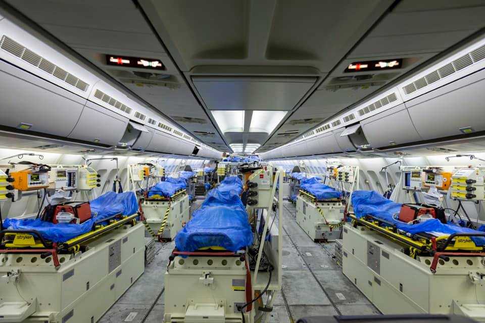 Primul zbor de evacuare pentru civilii ucraineni răniți