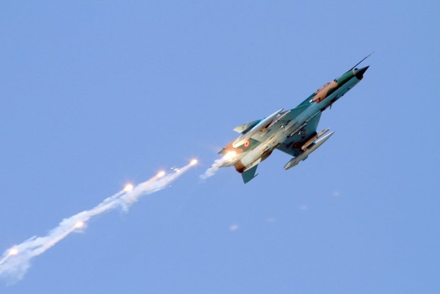 Toate avioanele MiG-21 LanceR, blocate la sol