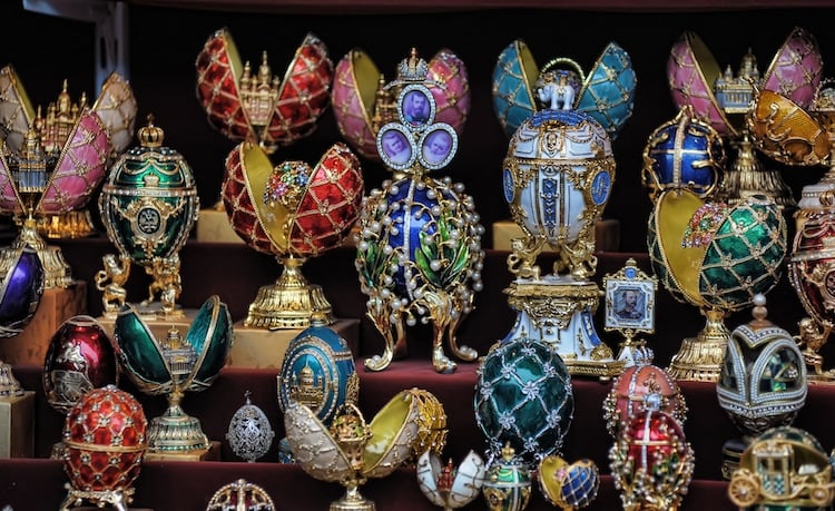 Povestea ouălor Fabergé pentru familia imperială a Rusiei (GALERIE FOTO)