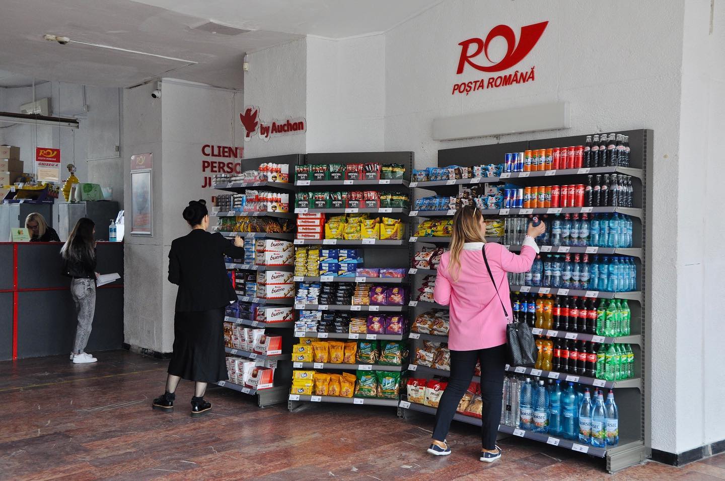 Poșta s-a apucat de comerț