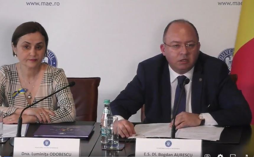 Ministrul de Externe bagă refugiații la înaintare