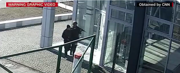 (VIDEO) Imaginile cu împușcați care au stârnit vâlvă