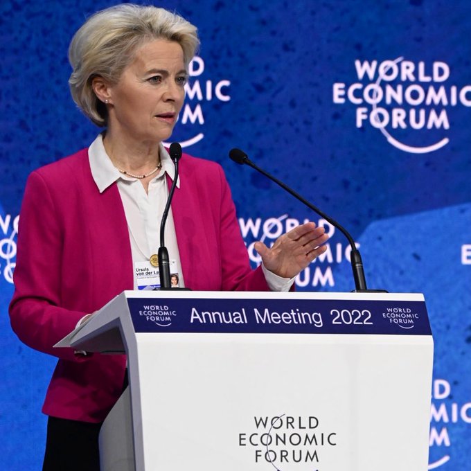 Ursula von der Leyen a cerut inițierea unui dialog cu Rusia