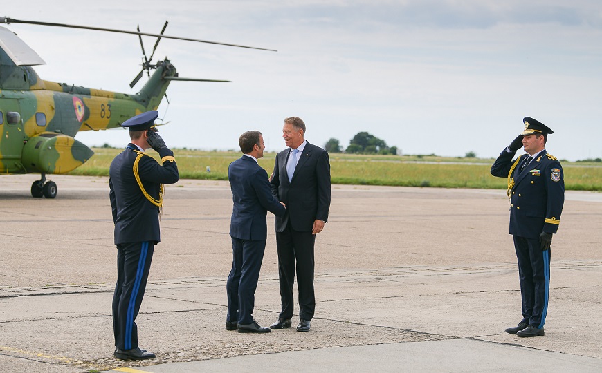 (VIDEO) Macron: Războiul este la porţile României