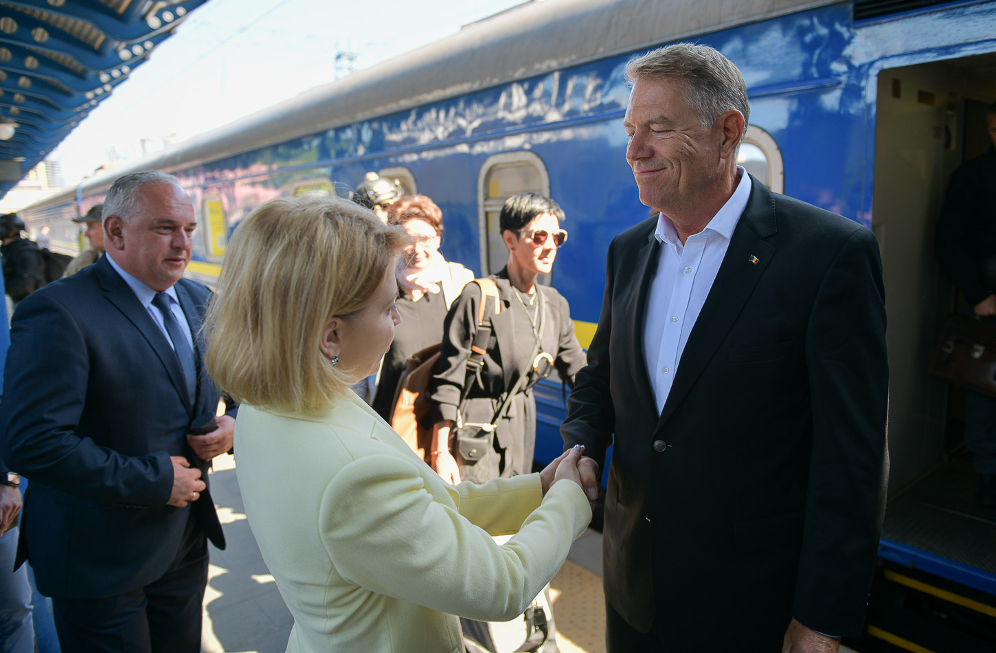 Iohannis, la capăt!