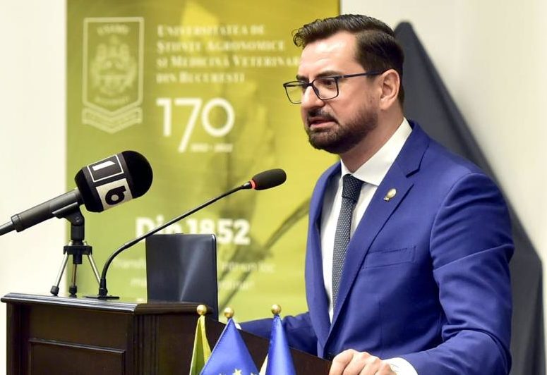 Chesnoiu, predat DNA