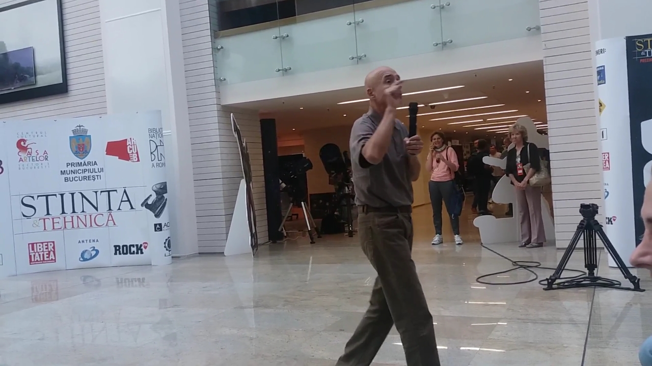 Ei o duc bine, noi n-o ducem bine