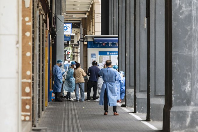 Noi testări în masă la Shanghai