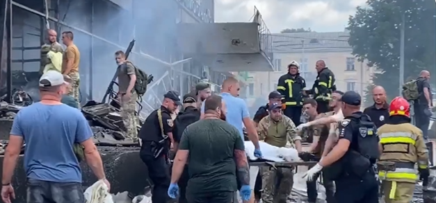 (VIDEO) Să mergi pe bicicletă și să te doboare racheta