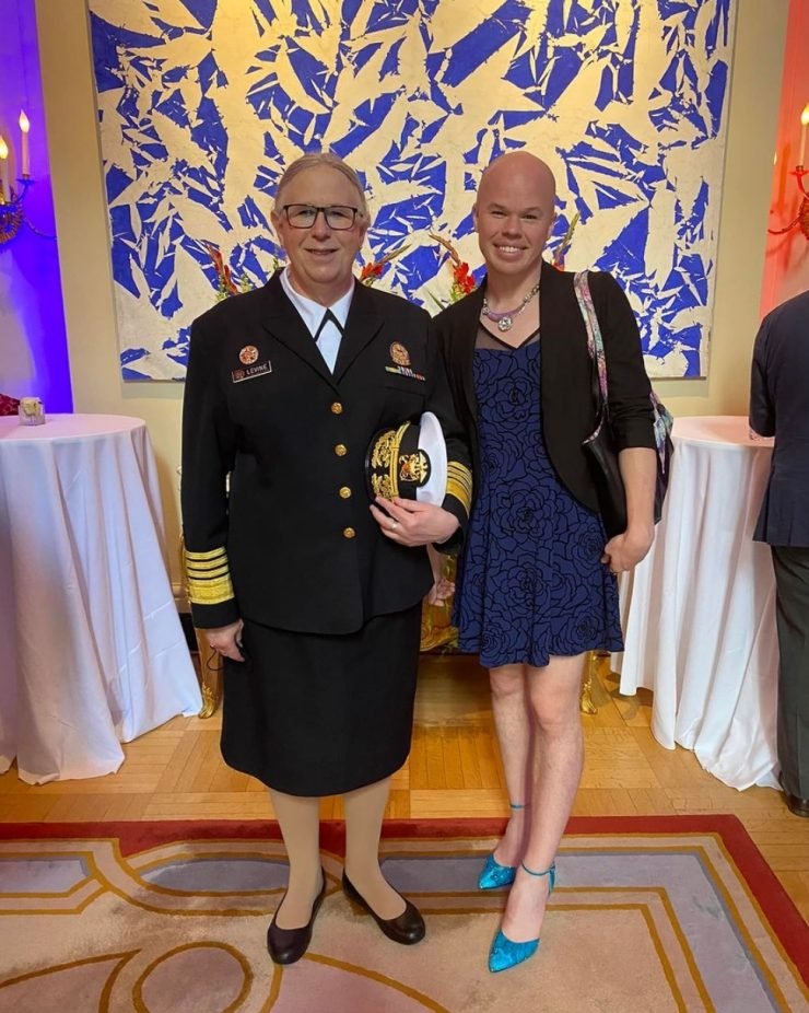 (FOTO) Una mai frumosă decât alta