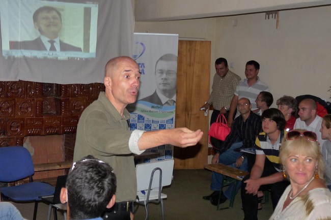 Socialiștii români joacă mereu la două capete – SF Politic