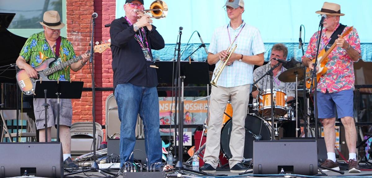 Dixieland, socialism, liberalism