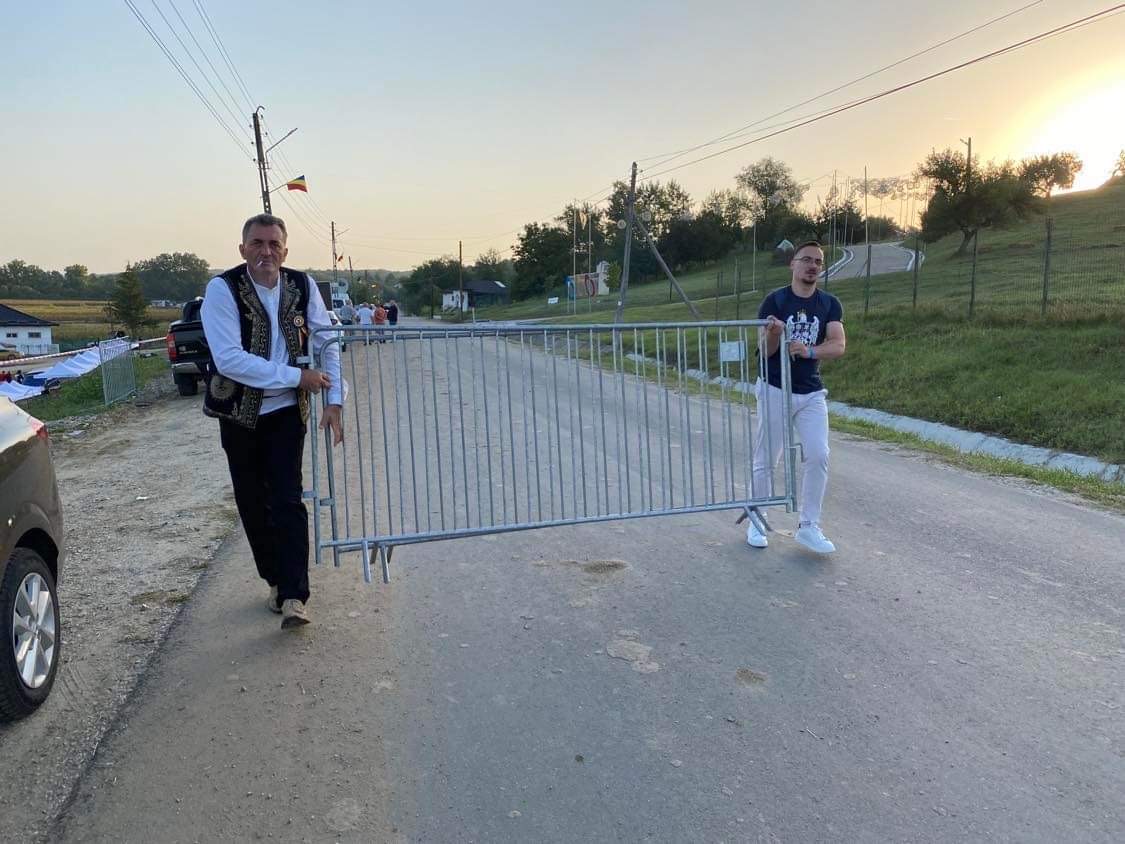 Un medic s-a revoltat: Când se însoară ăştia din politică????