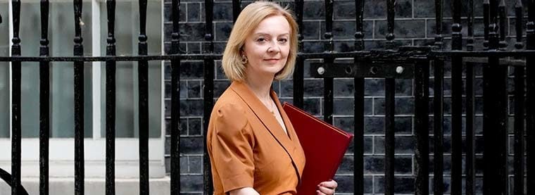 ”Accidentul” Truss și noua față a democrației liberale