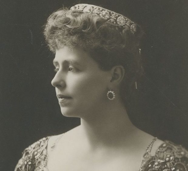 Regina Maria și prezența ei la „Vila cu clopoței”