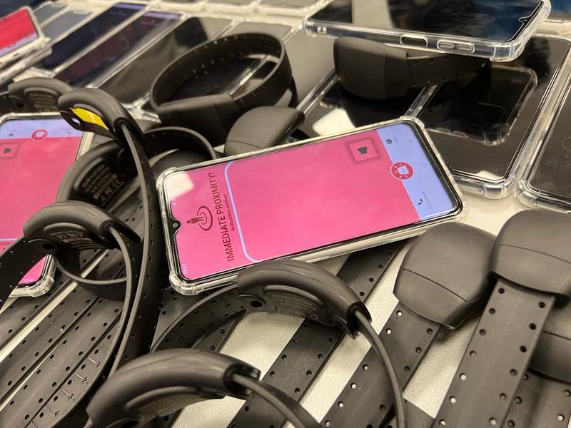 Se extinde sistemul de supraveghere electronică a infractorilor